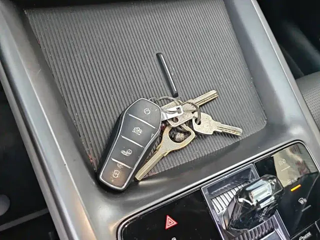 BYD Seal 07 DM-i — Фото автомобиля 8