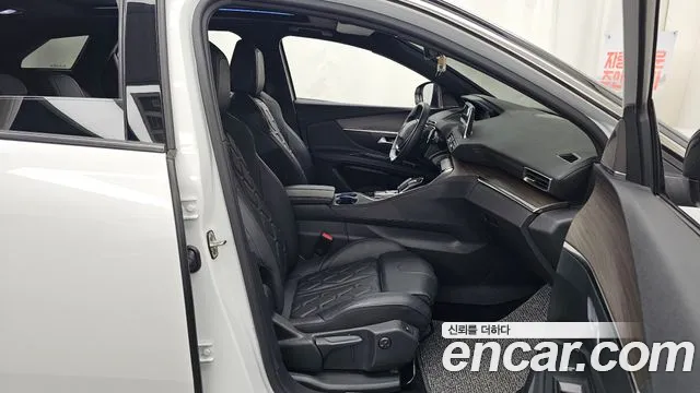 Peugeot 3008 — Фото автомобиля 8