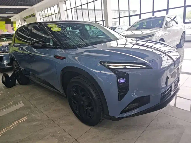 Hongqi Tian Gong 08 — Фото автомобиля 3