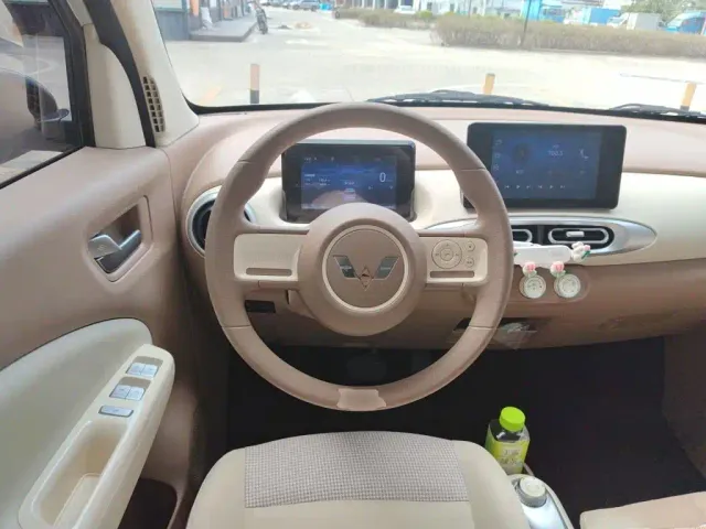 Wuling Hongguang Mini EV — Фото автомобиля 11