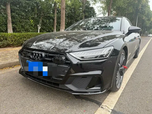 Фотография автомобиля — Audi A7L