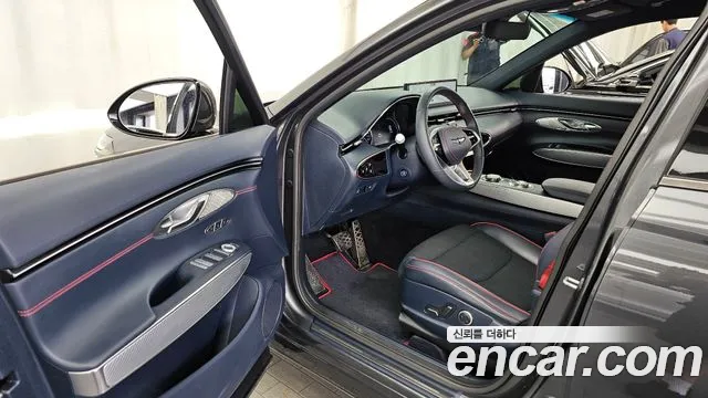 Genesis GV70 2.5T Бензин AWD — Фото автомобиля 10