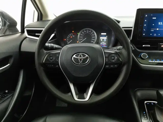 Toyota Corolla — Фото автомобиля 11