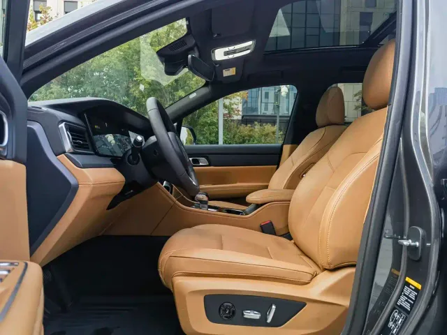 Li Auto ONE — Фото автомобиля 9