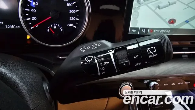 Kia Canival Carnival 4 поколение Бензин 9 мест Noblesse — Фото автомобиля 26