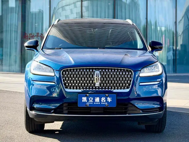 Lincoln Corsair — Фото автомобиля 2