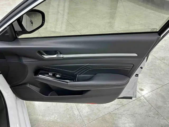 Nissan Teana — Фото автомобиля 17