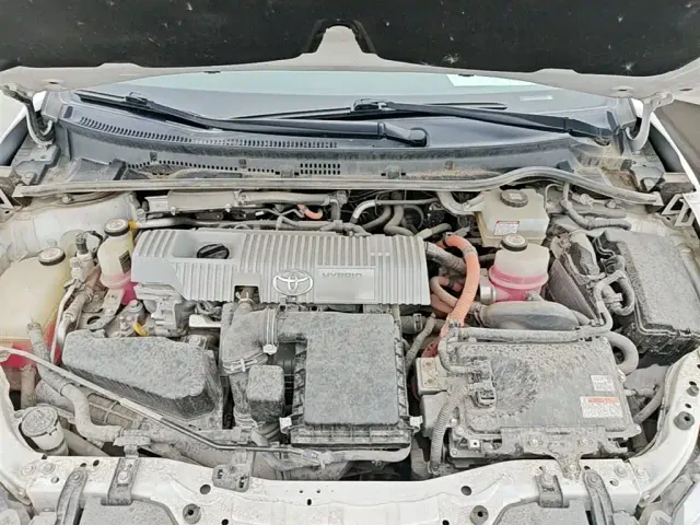 Toyota Corolla Twin Engine E+ — Фото автомобиля 18