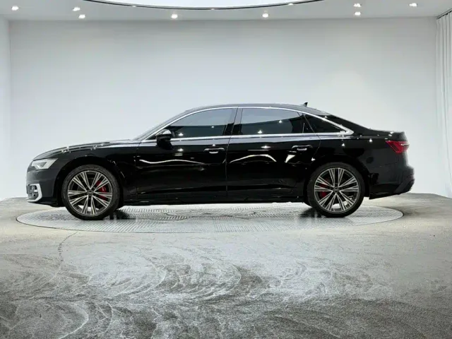 Audi Audi A6L 2024 45 TFSI quattro Premium Dynamic — Фото автомобиля 4