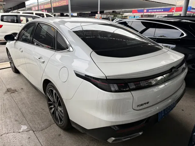Changan Eado — Фото автомобиля 4