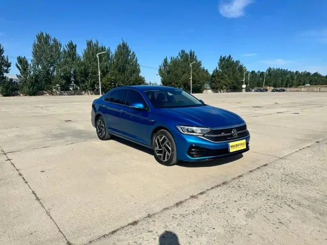 Volkswagen Sagitar — Фото автомобиля 3