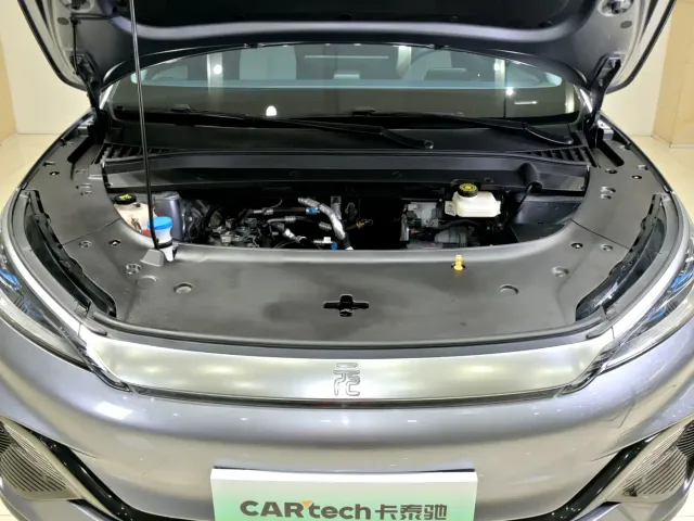 BYD Yuan PLUS — Фото автомобиля 9
