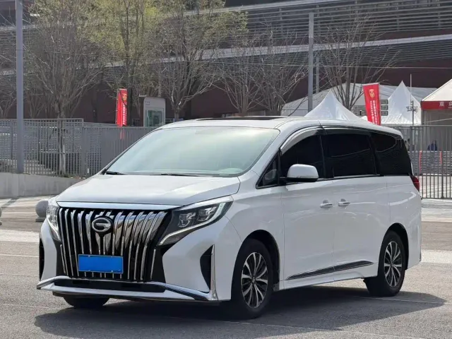 Фотография автомобиля — GAC Trumpchi M8