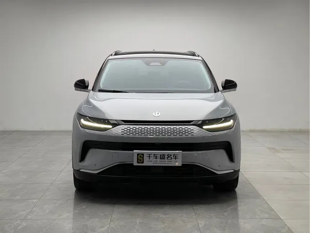 Leapmotor C11 — Фото автомобиля 2