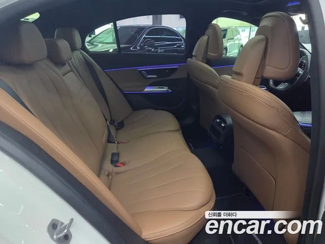 Mercedes-Benz E-Class W214 — Фото автомобиля 11