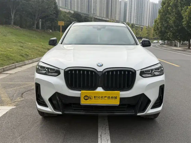 BMW X3 — Фото автомобиля 2
