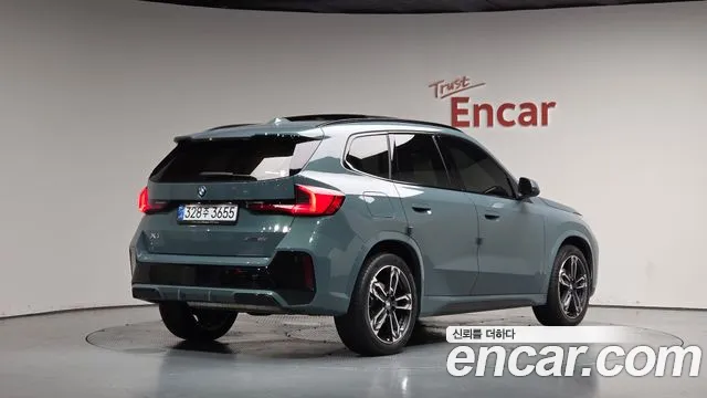 BMW X1 U11 — Фото автомобиля 2