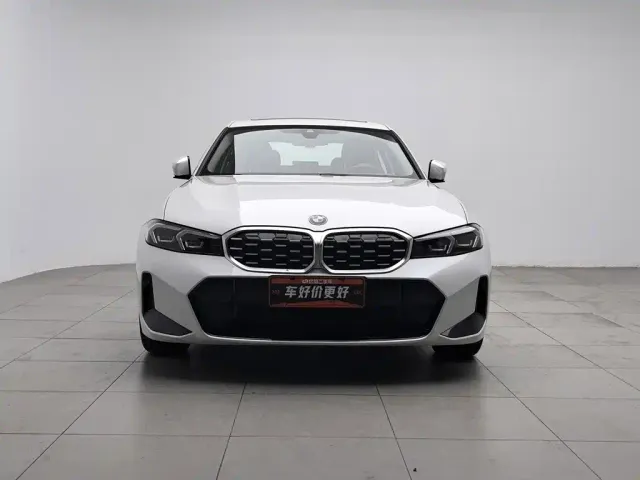 BMW 3 Series — Фото автомобиля 3