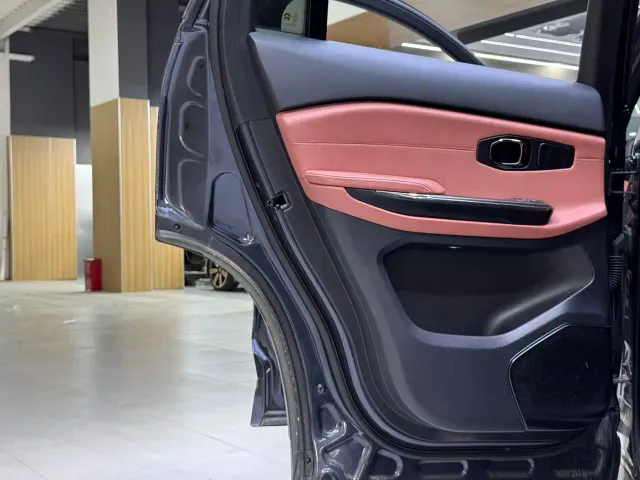 Nio EC6 — Фото автомобиля 20