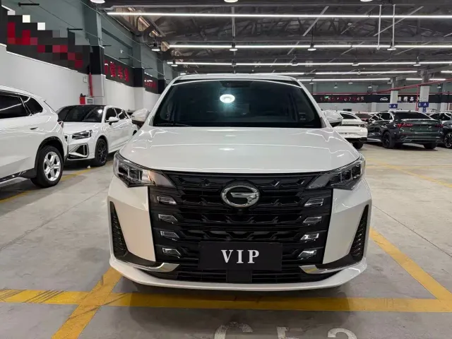 GAC Trumpchi M6 — Фото автомобиля 2