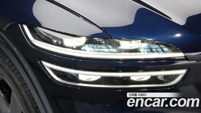 Genesis GV70 2.5T Бензин 2WD — Фото автомобиля 20