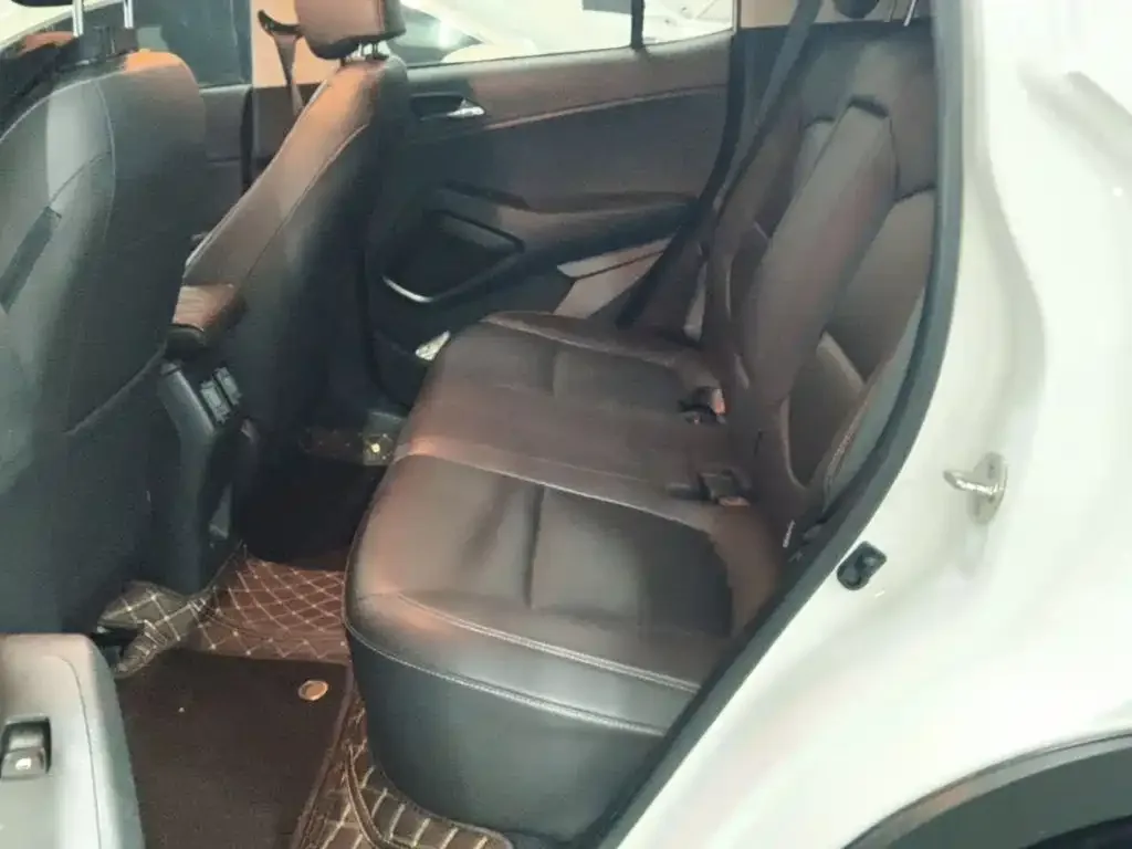 Hyundai Beijing Hyundai ix35 2021 2.0L Automatic 2WD GLS Leading Edition — Фото автомобиля 12