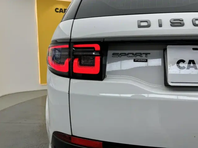 Land Rover Discovery Sport — Фото автомобиля 12