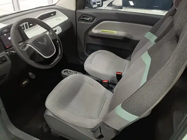 Wuling Hongguang Mini EV — Фото автомобиля 14