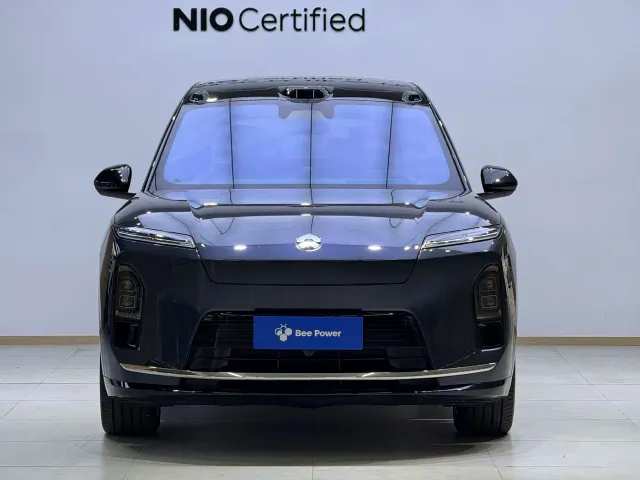 Nio ES8 — Фото автомобиля 2