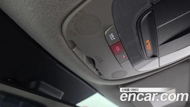 Kia Niro New — Фото автомобиля 29
