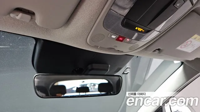 Kia Niro Niro (New) — Фото автомобиля 25