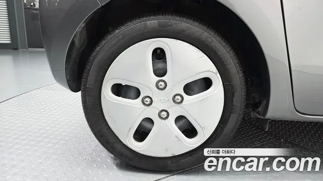 Kia RAY Новый Kia Ray Фургон — Фото автомобиля 5