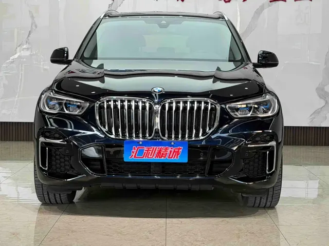 BMW X5 — Фото автомобиля 2