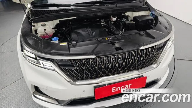 Kia Carnival Generation 4 — Фото автомобиля 9