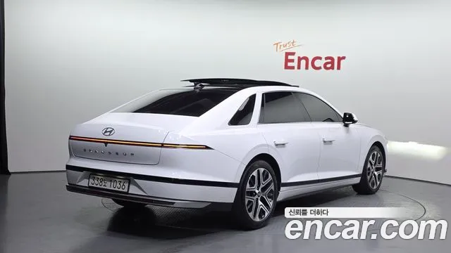 Hyundai Grandeur GN7 — Фото автомобиля 2