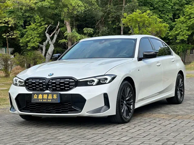 Фотография автомобиля — BMW 3 Series