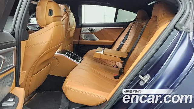 BMW 8-Series — Фото автомобиля 27