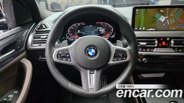 BMW X4 xDrive20i M Sport — Фото автомобиля 13
