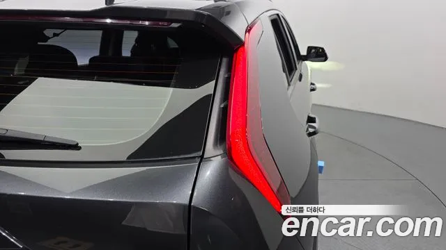 Kia Niro The All New Niro Prestige — Фото автомобиля 21