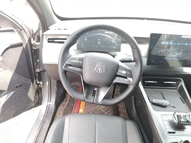 BYD Qin PLUS — Фото автомобиля 6