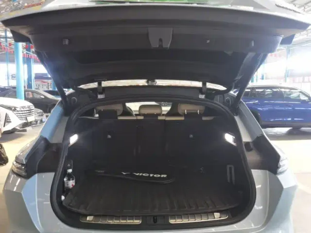 Nio ET5 Touring — Фото автомобиля 18
