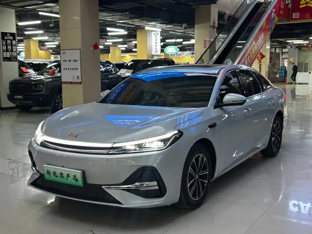 Фотография автомобиля — Geely Galaxy A7
