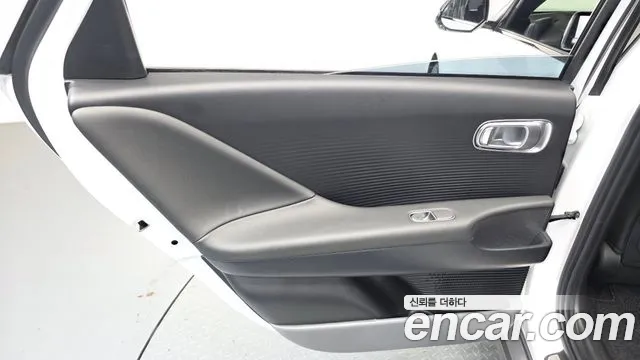 Hyundai Ioniq 6 — Фото автомобиля 14