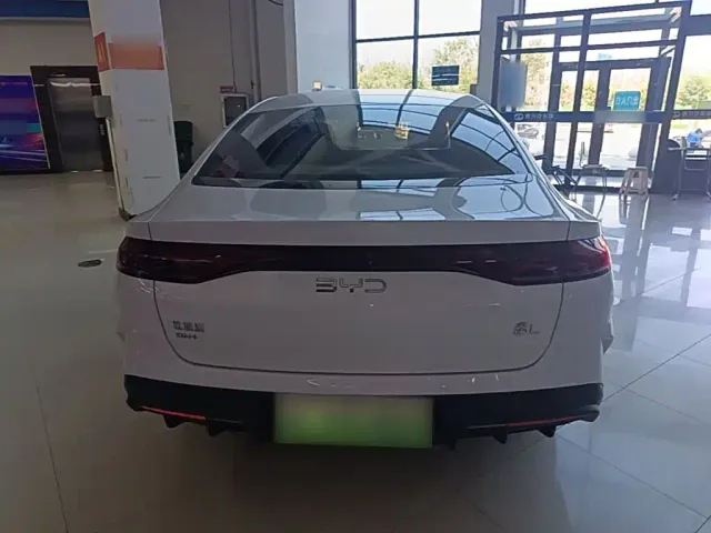 BYD Qin L — Фото автомобиля 5