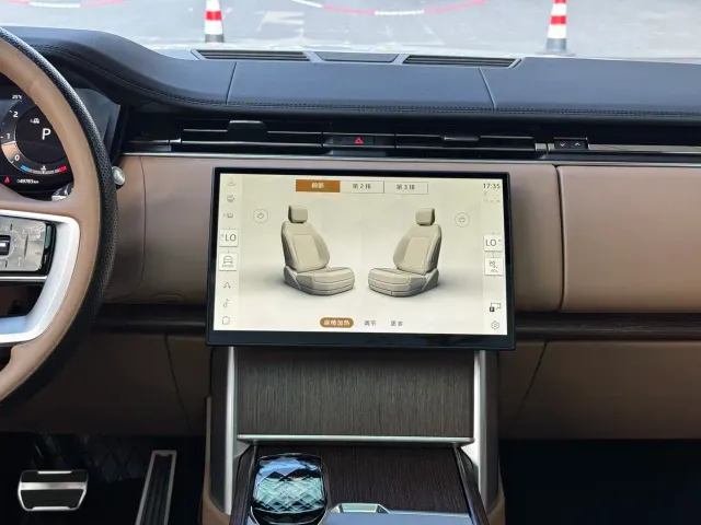 Land Rover Range Rover — Фото автомобиля 20