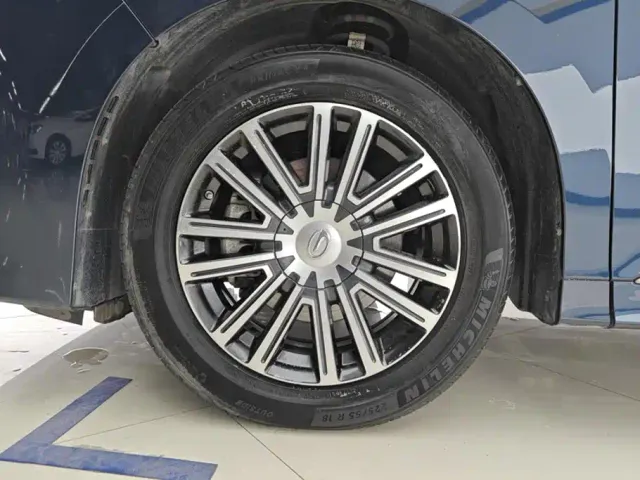 GAC Trumpchi M8 — Фото автомобиля 6