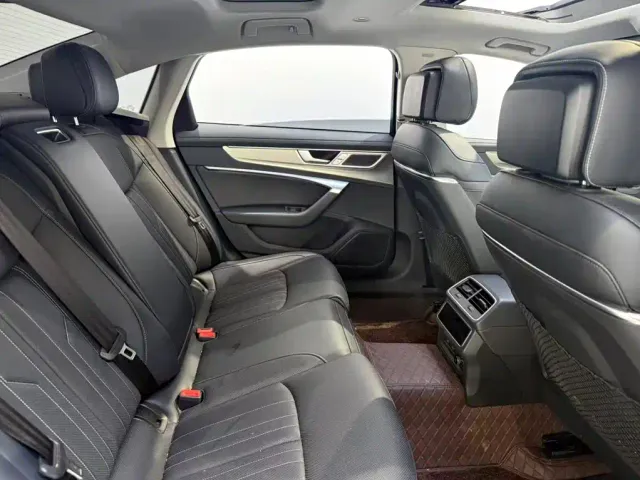 Audi A6L — Фото автомобиля 6