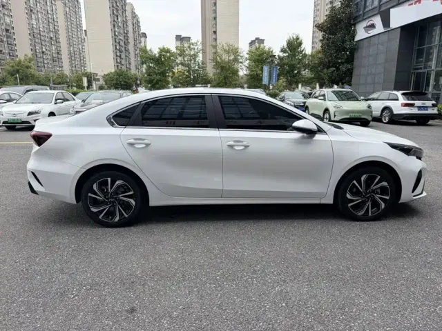 Kia K3 — Фото автомобиля 9