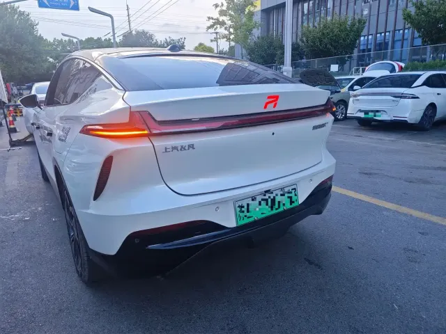 Roewe Feifan R7 — Фото автомобиля 6