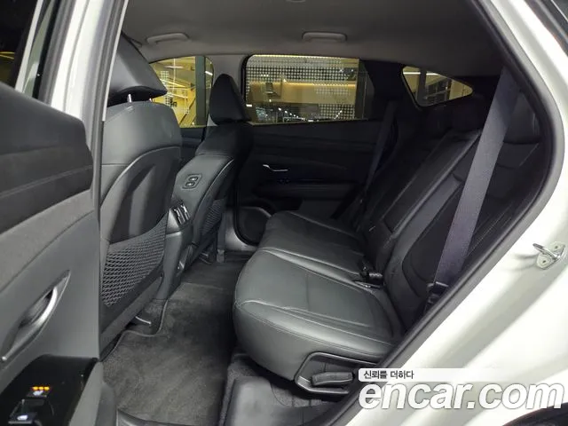 Hyundai Tucson Новый Tucson (NX4) Бензин 1.6 турбо 2WD — Фото автомобиля 9